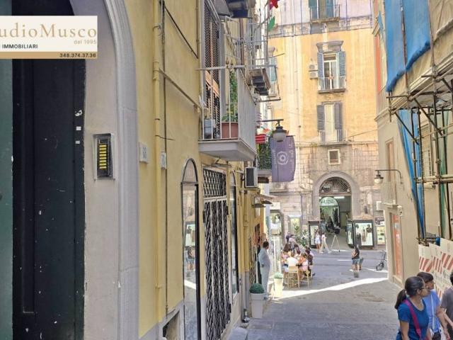 Appartamento in vendita a Napoli NA