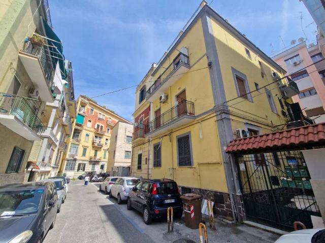 Appartamento in vendita a Napoli NA