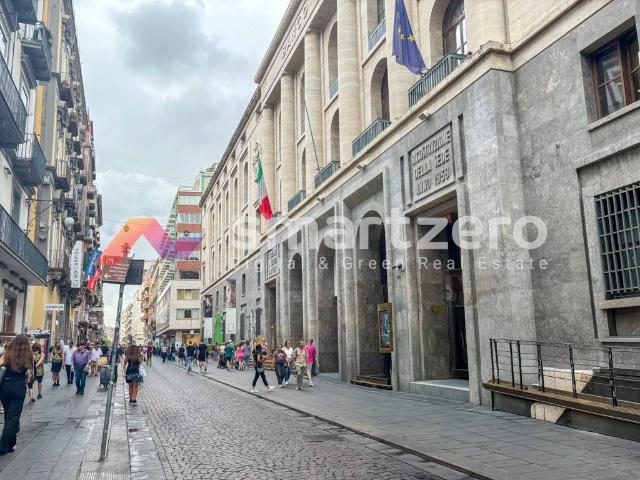 Appartamento in vendita a Napoli NA