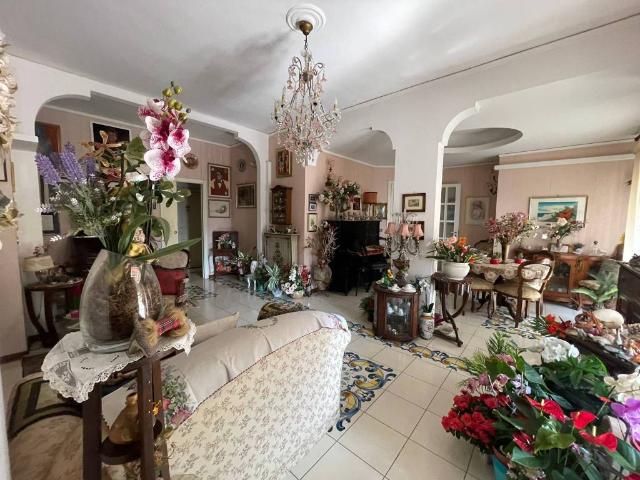 Appartamento in vendita a Napoli NA