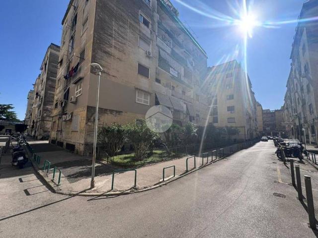 Appartamento in vendita a Napoli NA