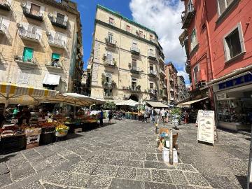 Appartamento in vendita a Napoli NA