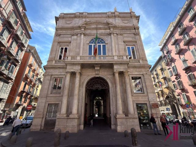 Appartamento in vendita a Napoli NA