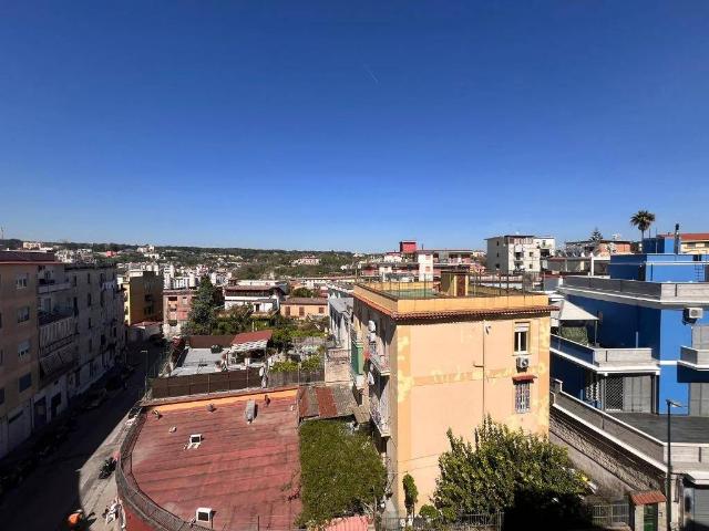 Appartamento in vendita a Napoli NA
