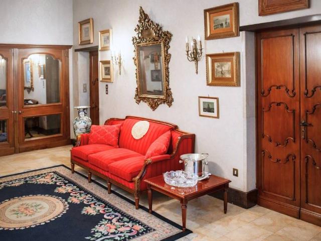 Appartamento in vendita a Napoli NA