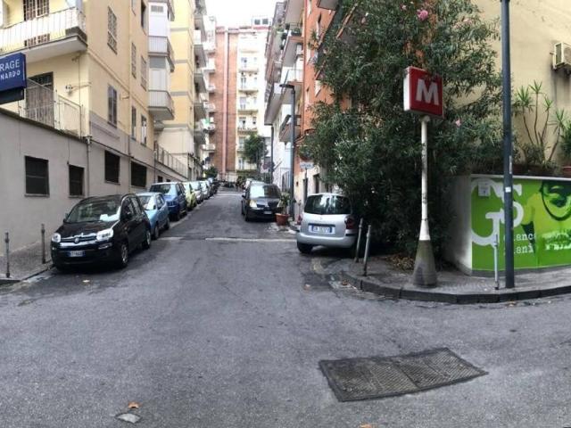 Appartamento in vendita a Napoli NA