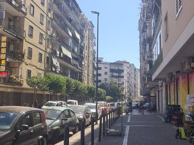 Appartamento in vendita a Napoli NA