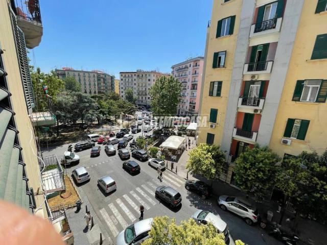 Appartamento in vendita a Napoli NA