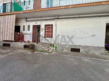 Appartamento in vendita a Napoli NA
