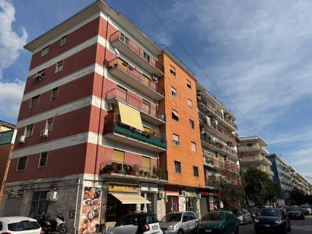 Appartamento in vendita a Napoli NA