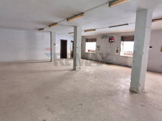 Appartamento in vendita a Napoli NA