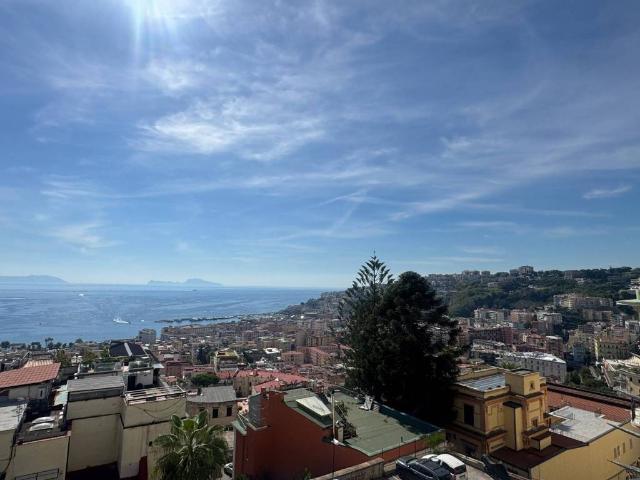 Appartamento in vendita a Napoli NA