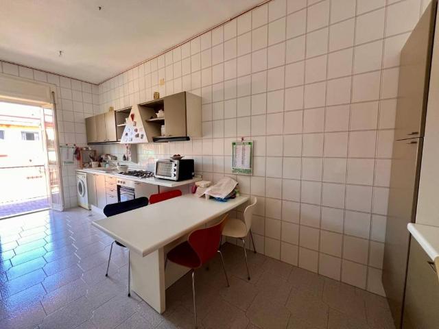 Appartamento in vendita a Napoli NA