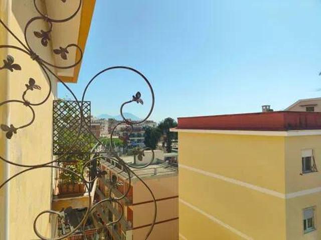Appartamento in vendita a Napoli NA