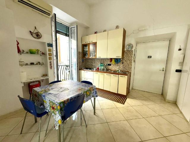 Appartamento in vendita a Napoli NA