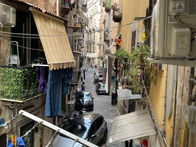 Appartamento in vendita a Napoli NA