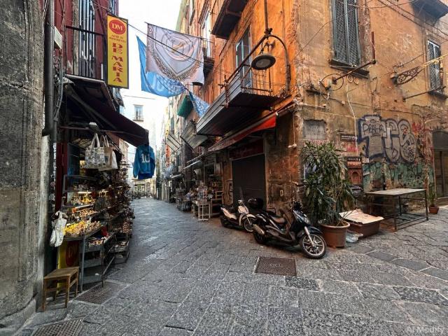 Appartamento in vendita a Napoli NA