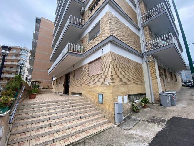 Appartamento in vendita a Napoli NA