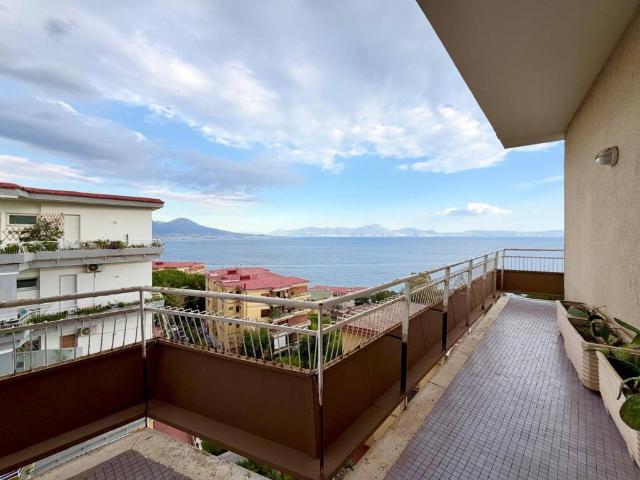 Appartamento in vendita a Napoli NA