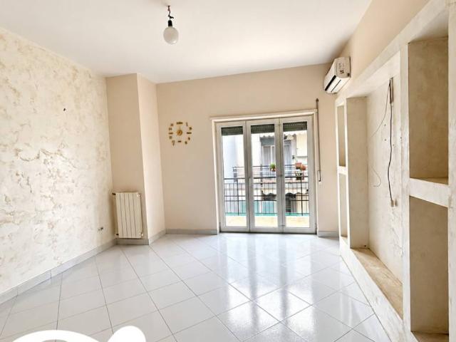 Appartamento in vendita a Napoli NA