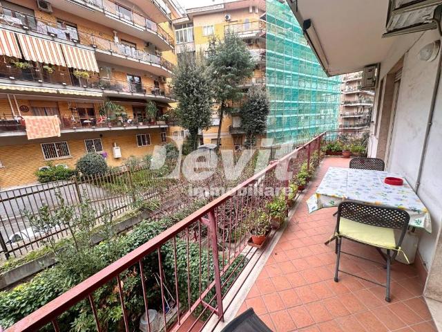Appartamento in vendita a Napoli NA