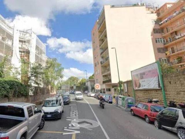 Appartamento in vendita a Napoli NA