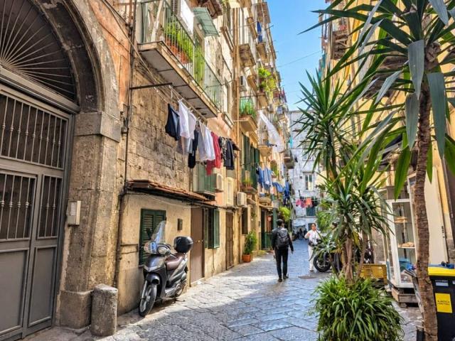 Appartamento in vendita a Napoli NA