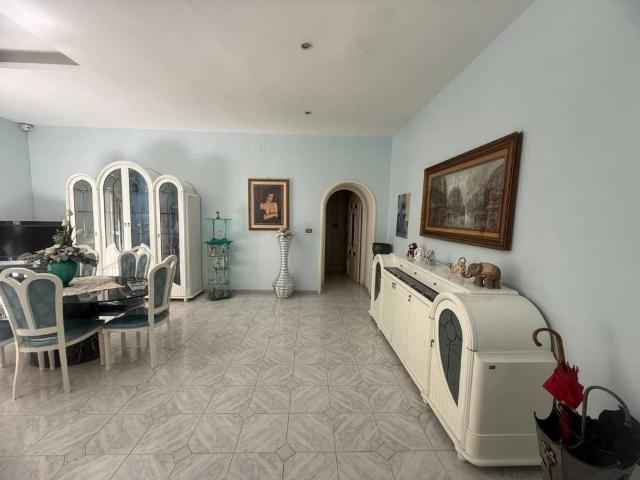Appartamento in vendita a Napoli NA