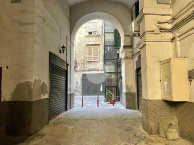 Appartamento in vendita a Napoli NA