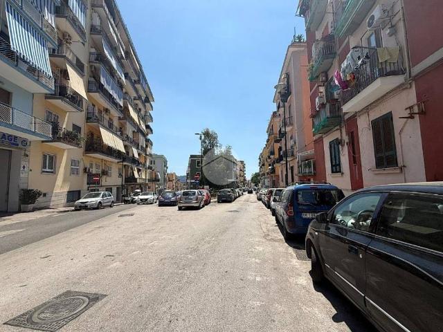 Appartamento in vendita a Napoli NA