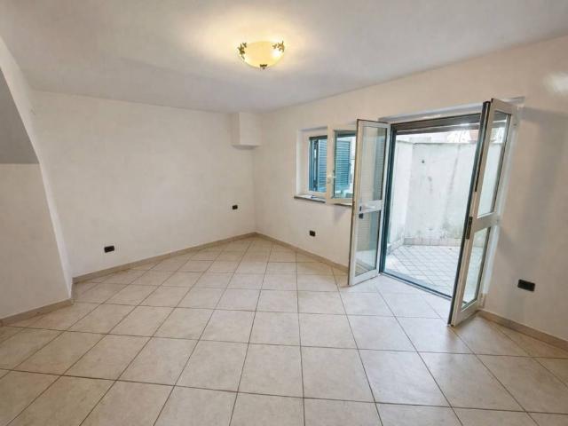Appartamento in vendita a Napoli NA