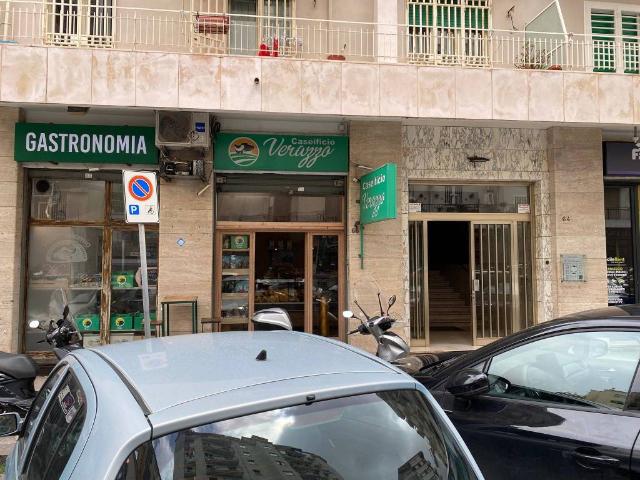 Appartamento in vendita a Napoli NA