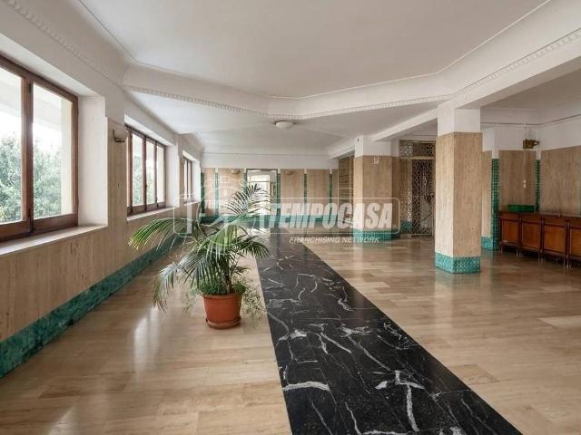 Appartamento in vendita a Napoli NA