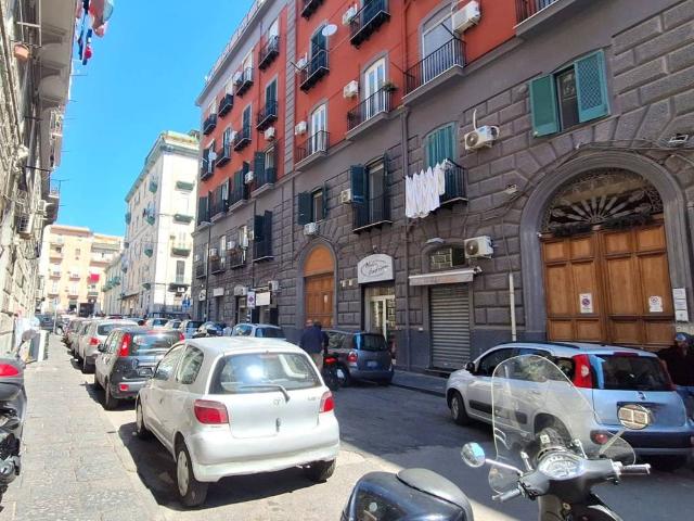 Appartamento in vendita a Napoli NA