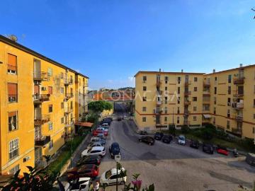Appartamento in vendita a Napoli NA