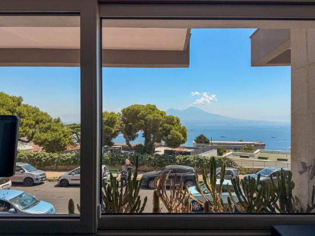 Appartamento in vendita a Napoli NA