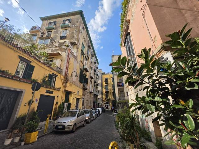 Appartamento in vendita a Napoli NA