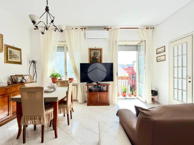 Appartamento in vendita a Napoli NA