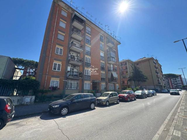 Appartamento in vendita a Napoli NA