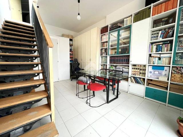 Appartamento in vendita a Napoli NA