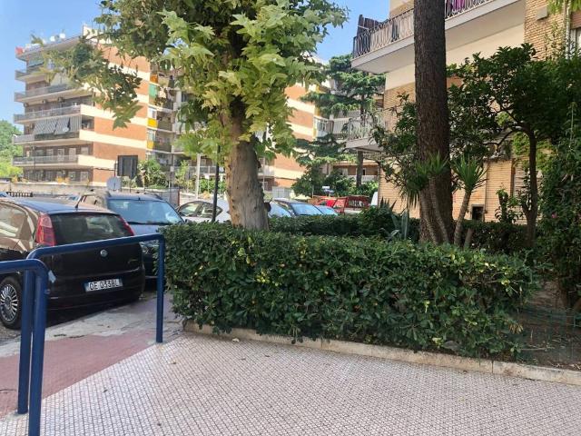 Appartamento in vendita a Napoli NA