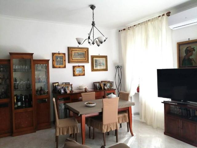 Appartamento in vendita a Napoli NA