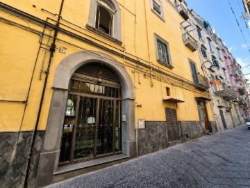 Appartamento in vendita a Napoli NA