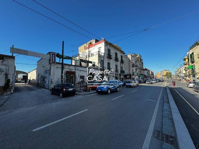 Appartamento in vendita a Napoli NA