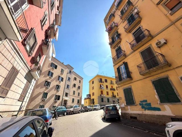 Appartamento in vendita a Napoli NA