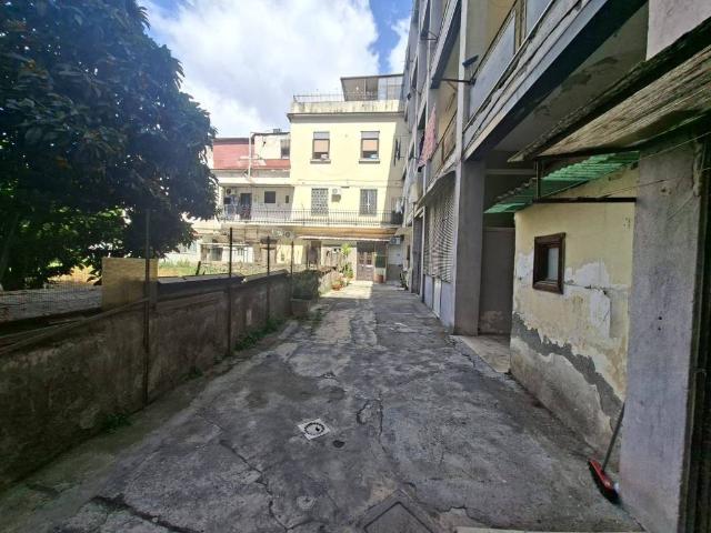 Appartamento in vendita a Napoli NA