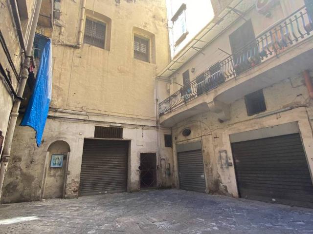 Appartamento in vendita a Napoli NA
