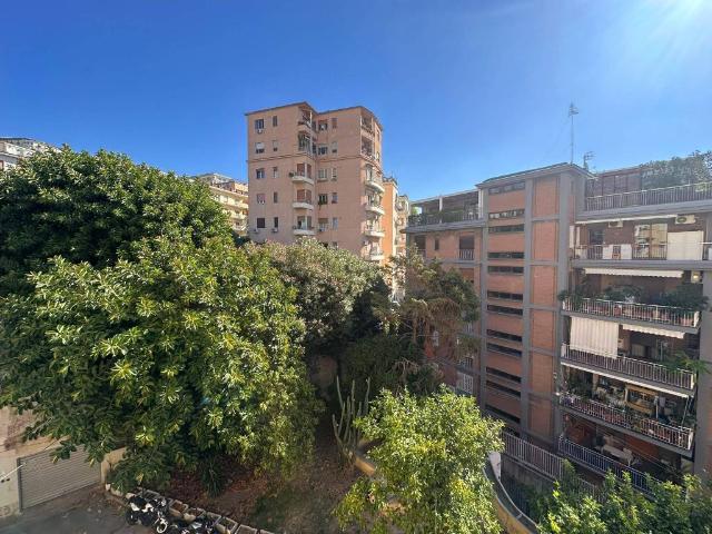 Appartamento in vendita a Napoli NA