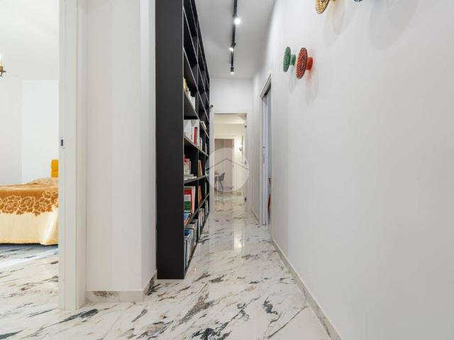 Appartamento in vendita a Napoli NA
