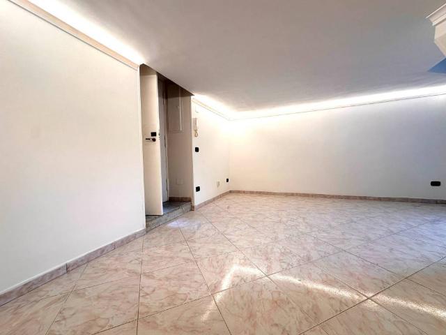 Appartamento in vendita a Napoli NA